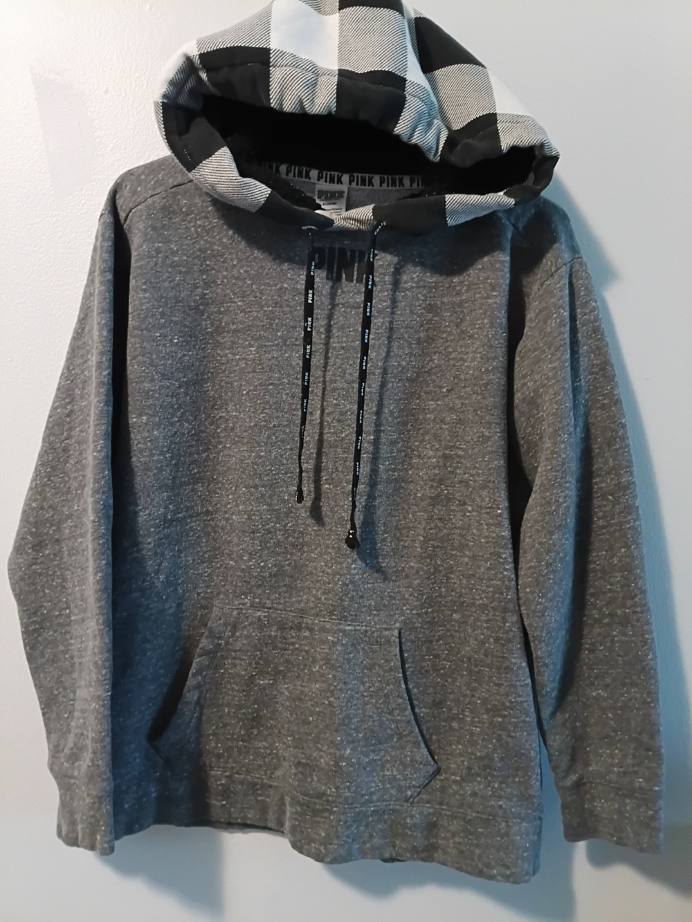 PINK Victoria's Secret Gray Hooded Pullover with Black & White Plaid Lined Hood